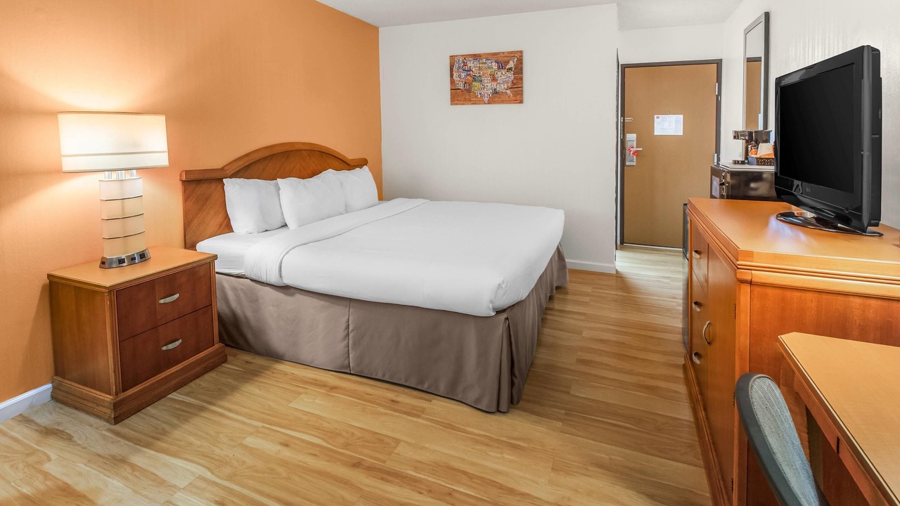 Photo of Bedroom in Alliance