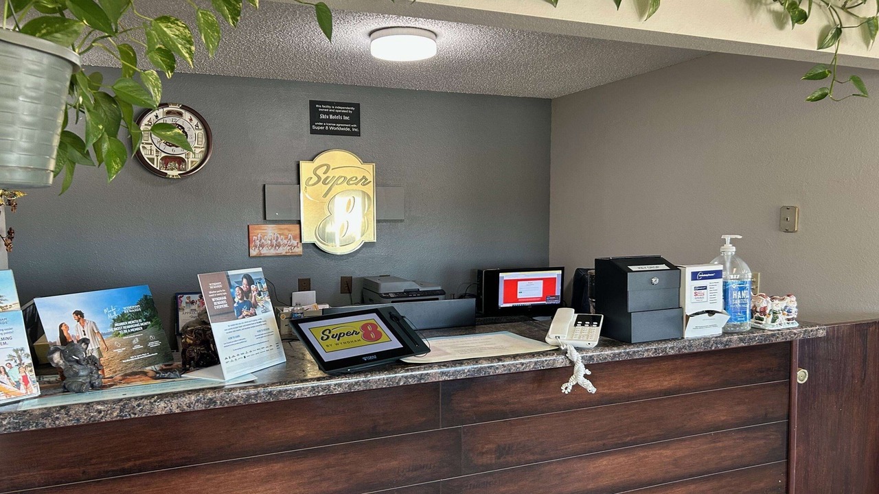 Photo of Others in Perry