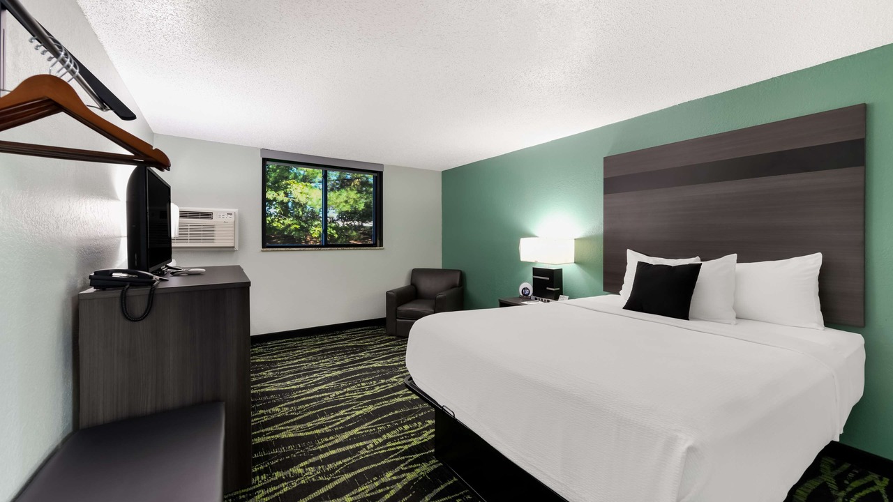 Photo of Bedroom in Liberty