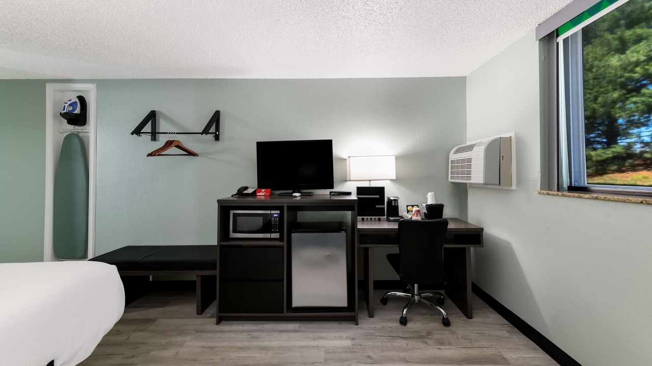 Photo of Bedroom in Liberty