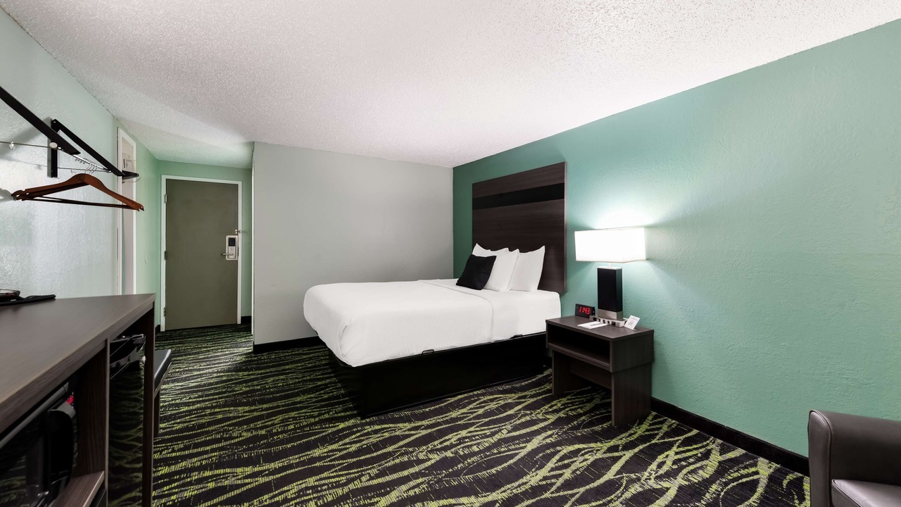 Photo of Bedroom in Liberty