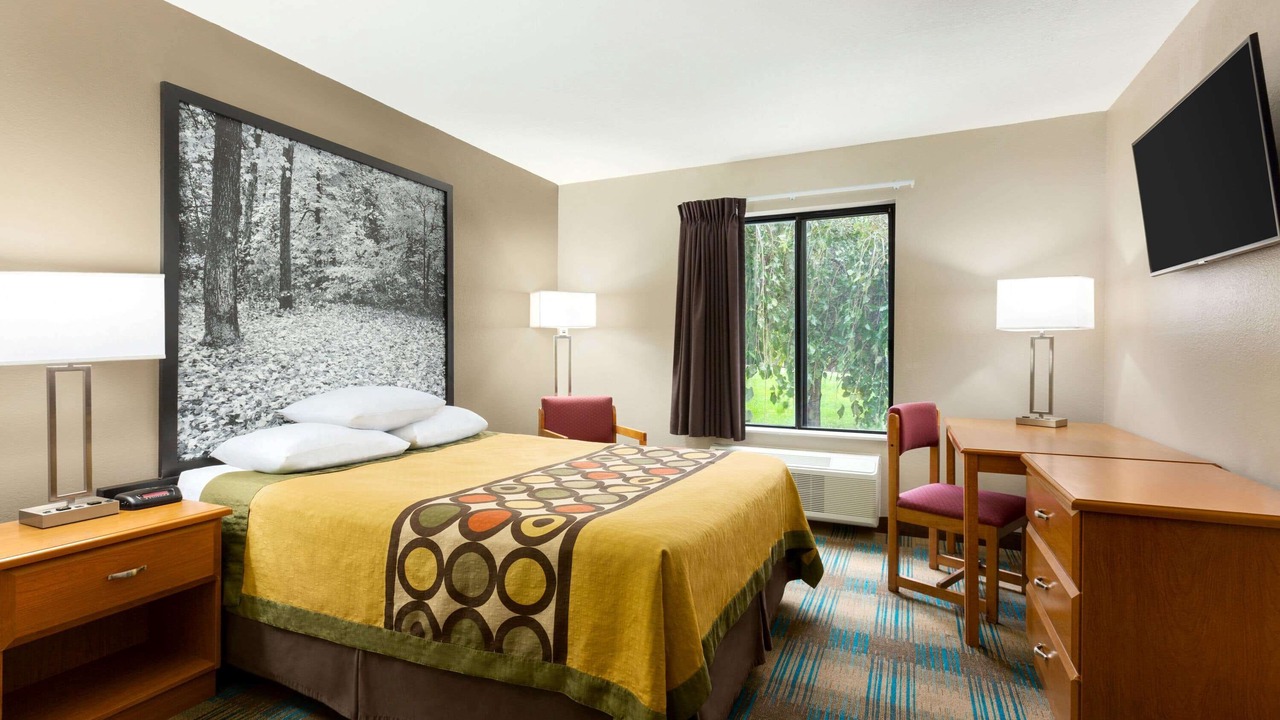 Photo of Bedroom in Hannibal