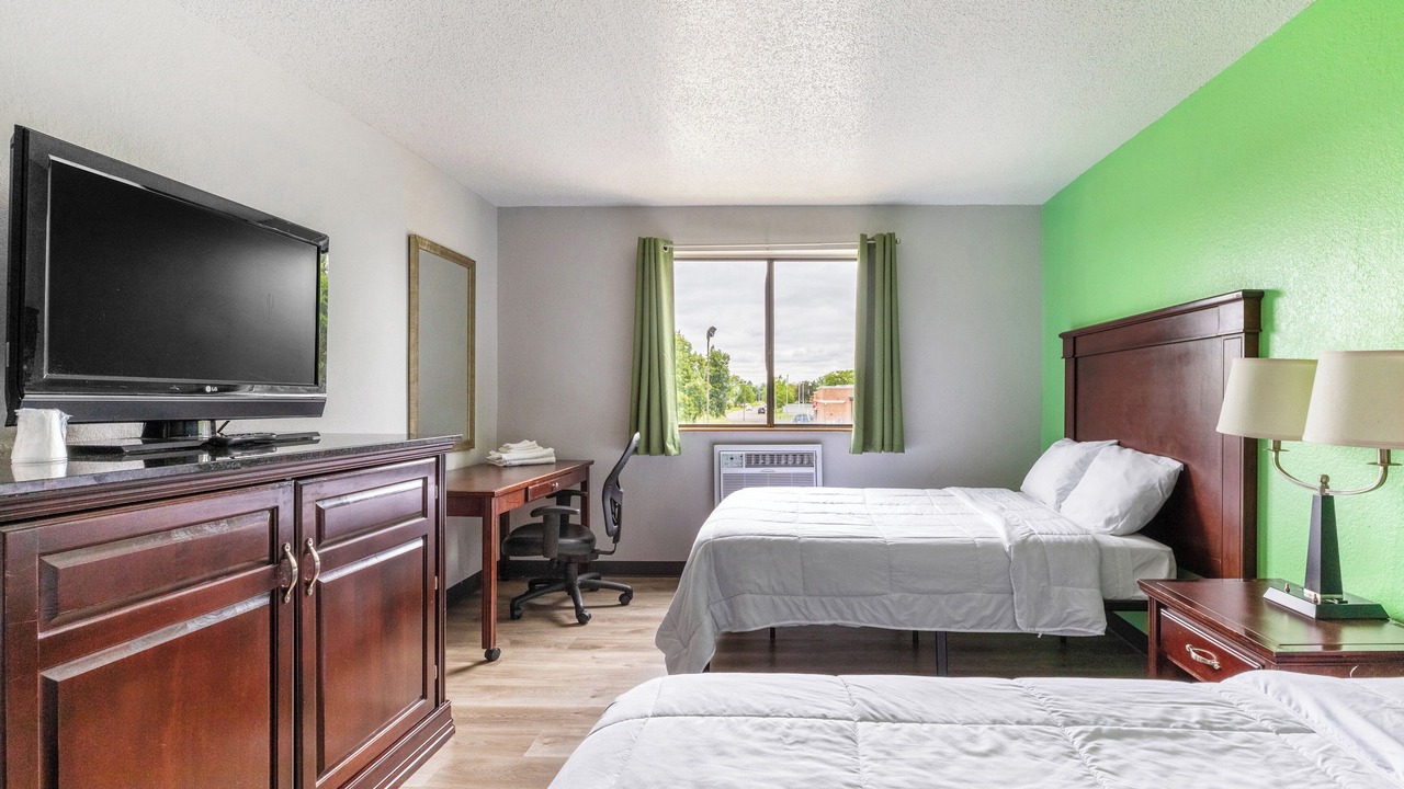 Photo of Bedroom in Lansing