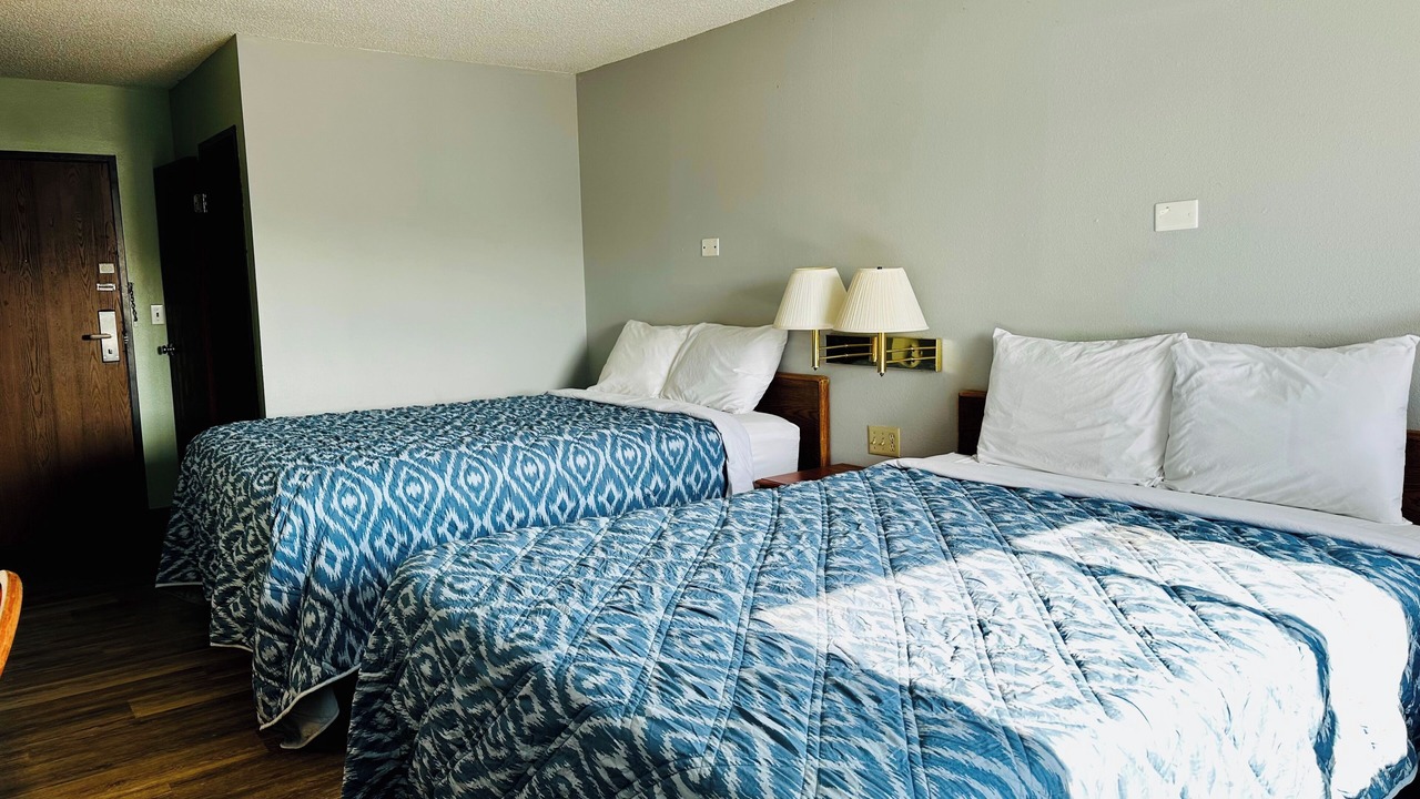 Photo of Bedroom in Ozark