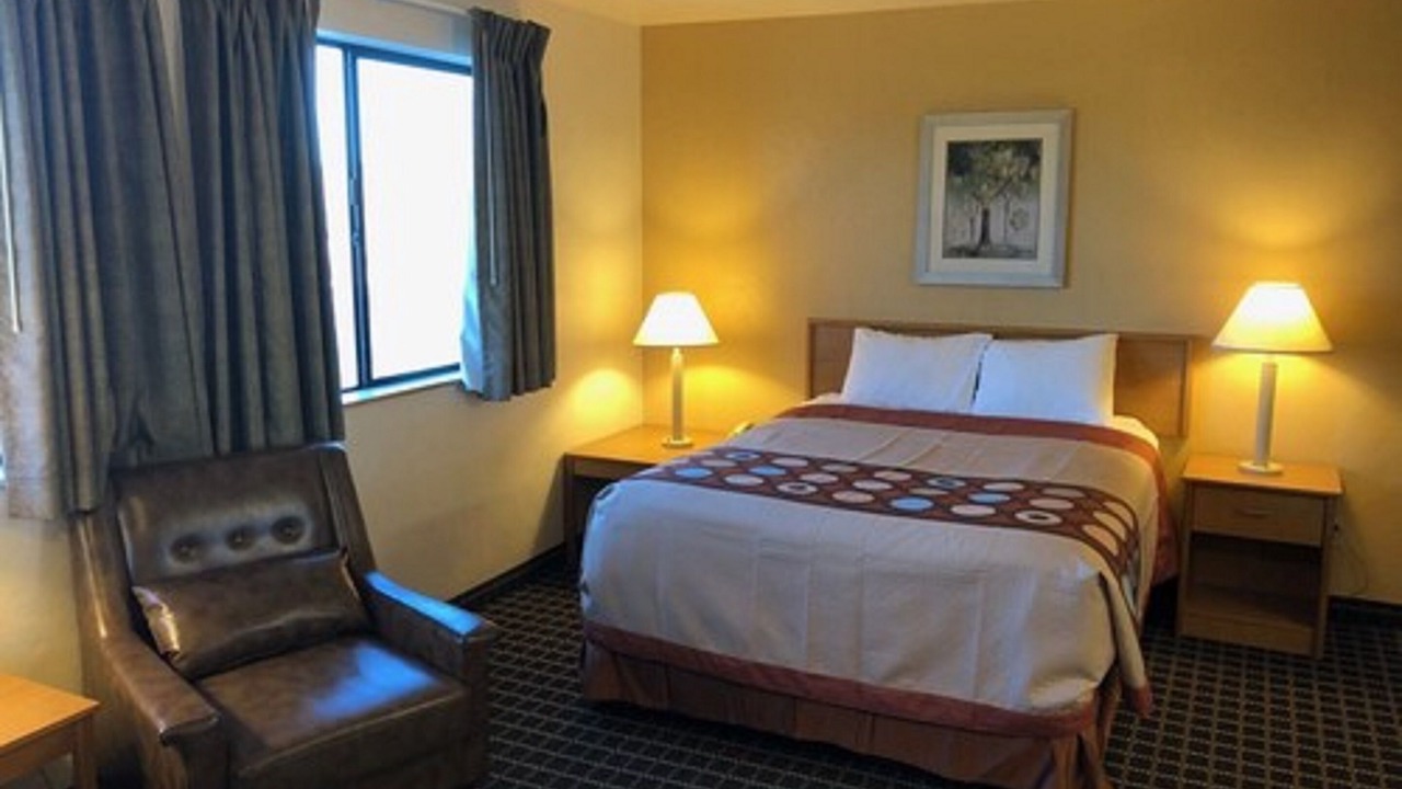 Photo of Bedroom in Altamont