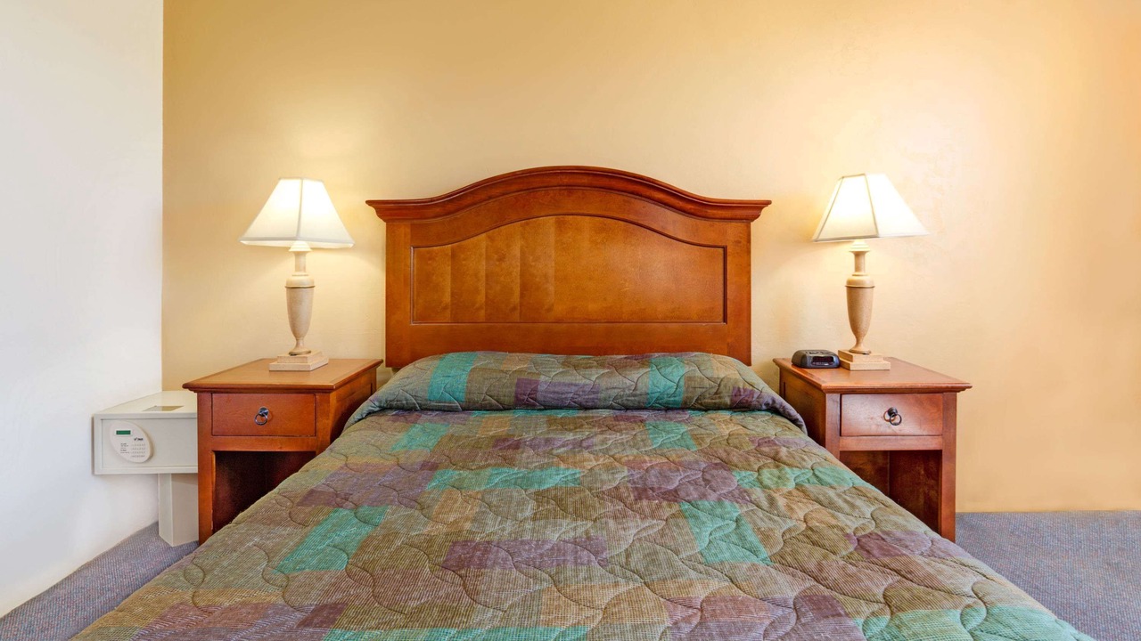 Photo of Bedroom in Altamont
