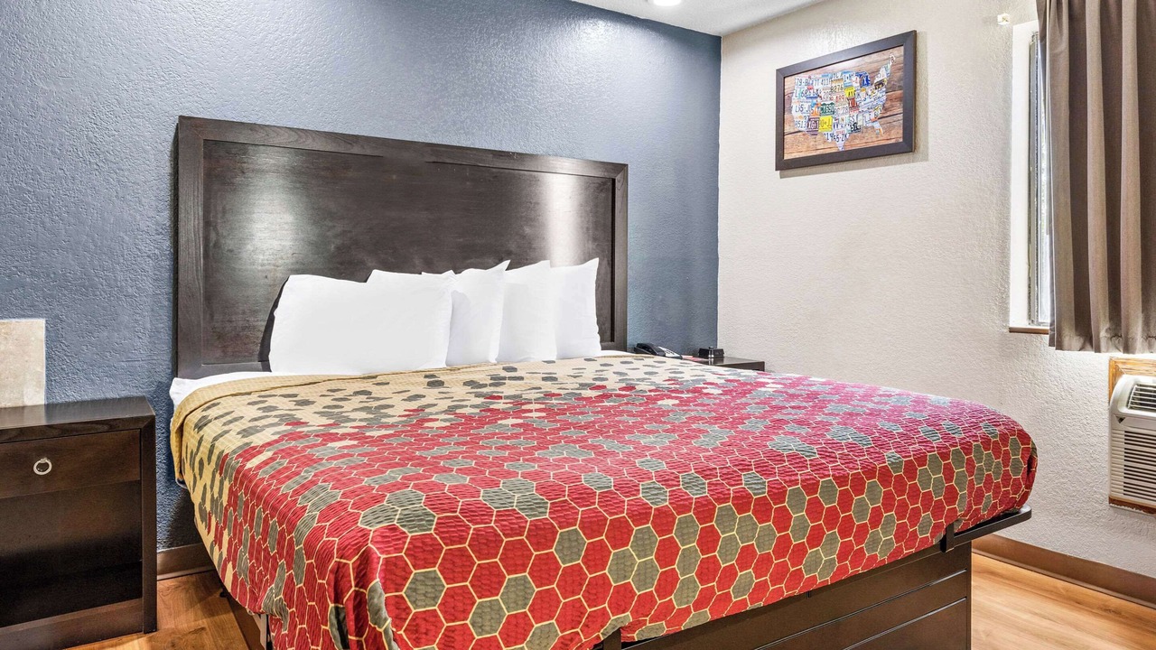 Photo of Bedroom in Montrose
