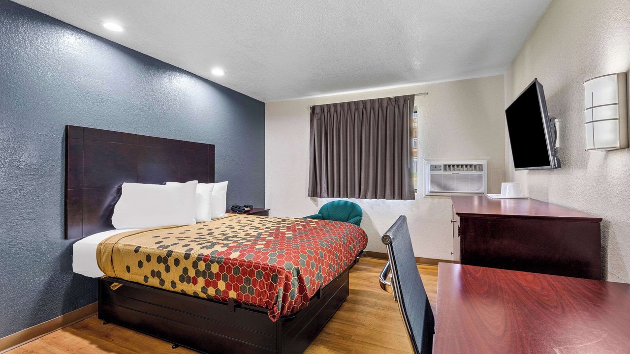Photo of Bedroom in Montrose
