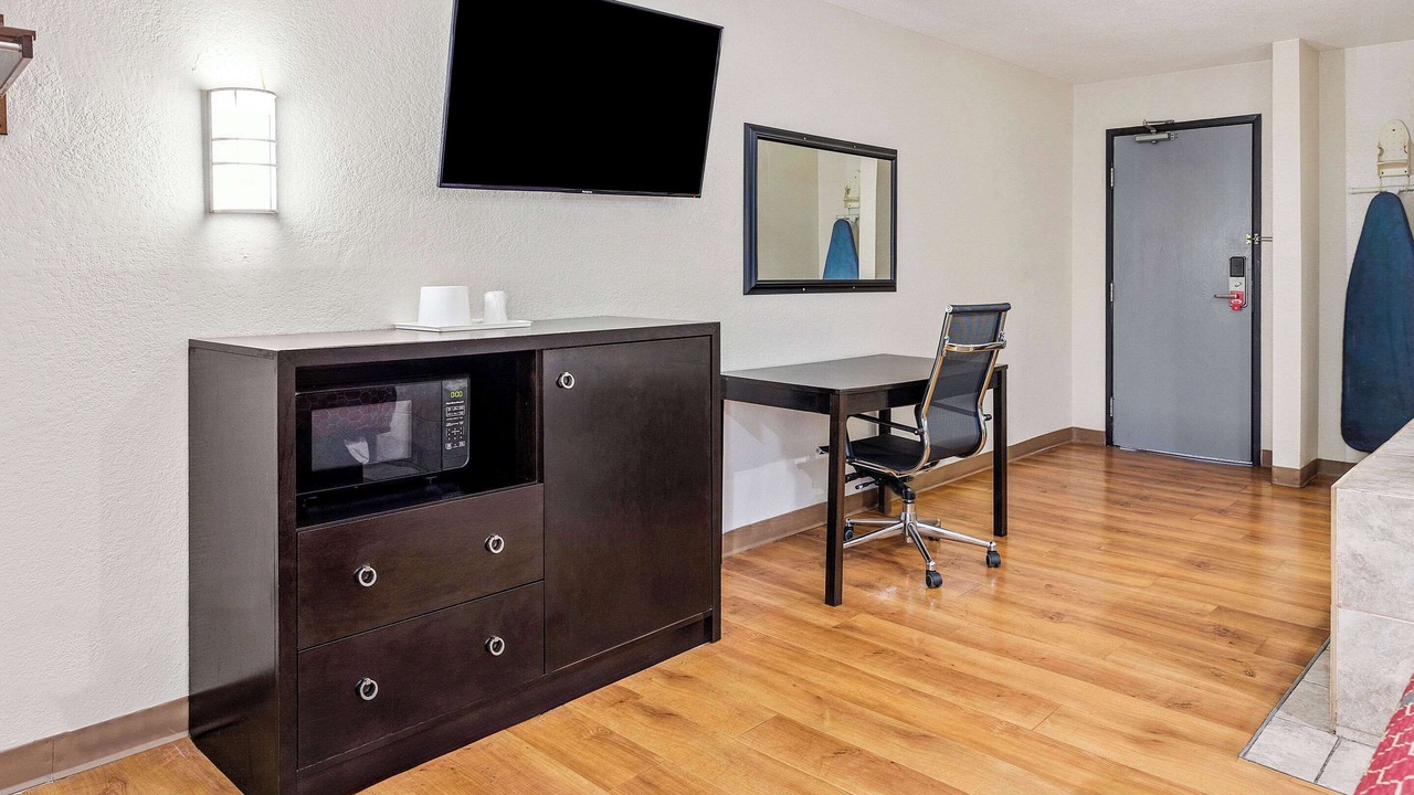 Photo of Bedroom in Montrose