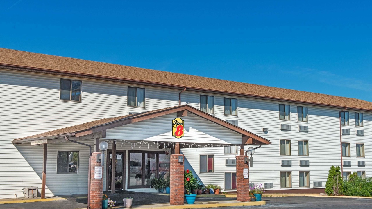 Photo of Buildings in Sullivan