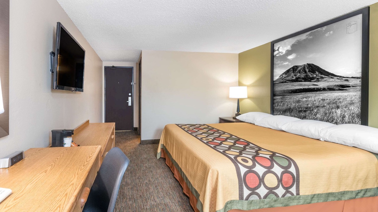 Photo of Bedroom in Pierre