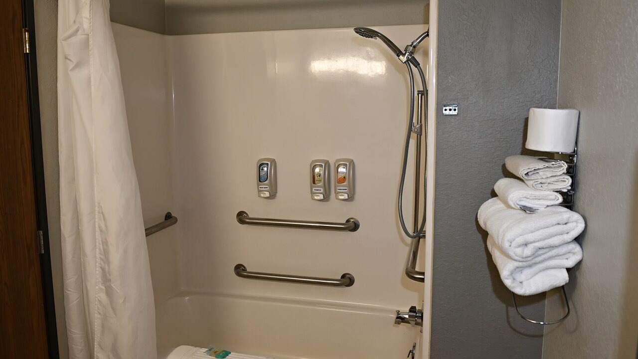 Photo of Bathroom in Hibbing