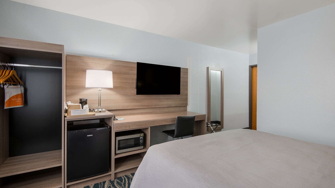 Photo of Bedroom in Oneida