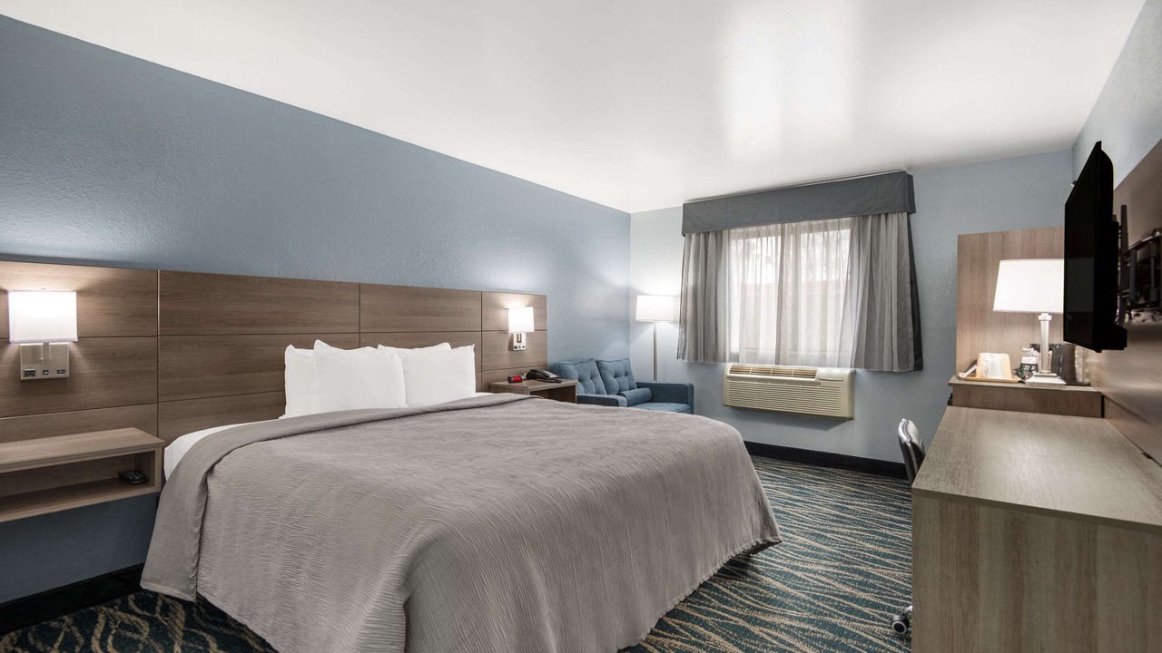Photo of Bedroom in Oneida