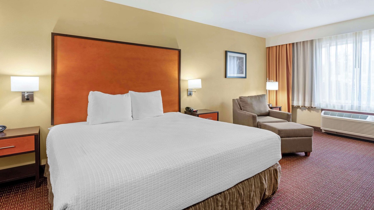 Photo of Others in Wood Village