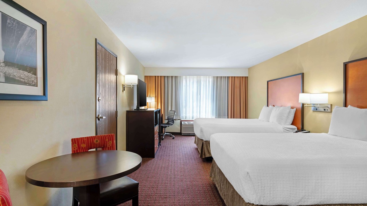 Photo of Others in Wood Village