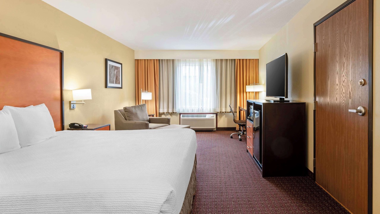 Photo of Others in Wood Village