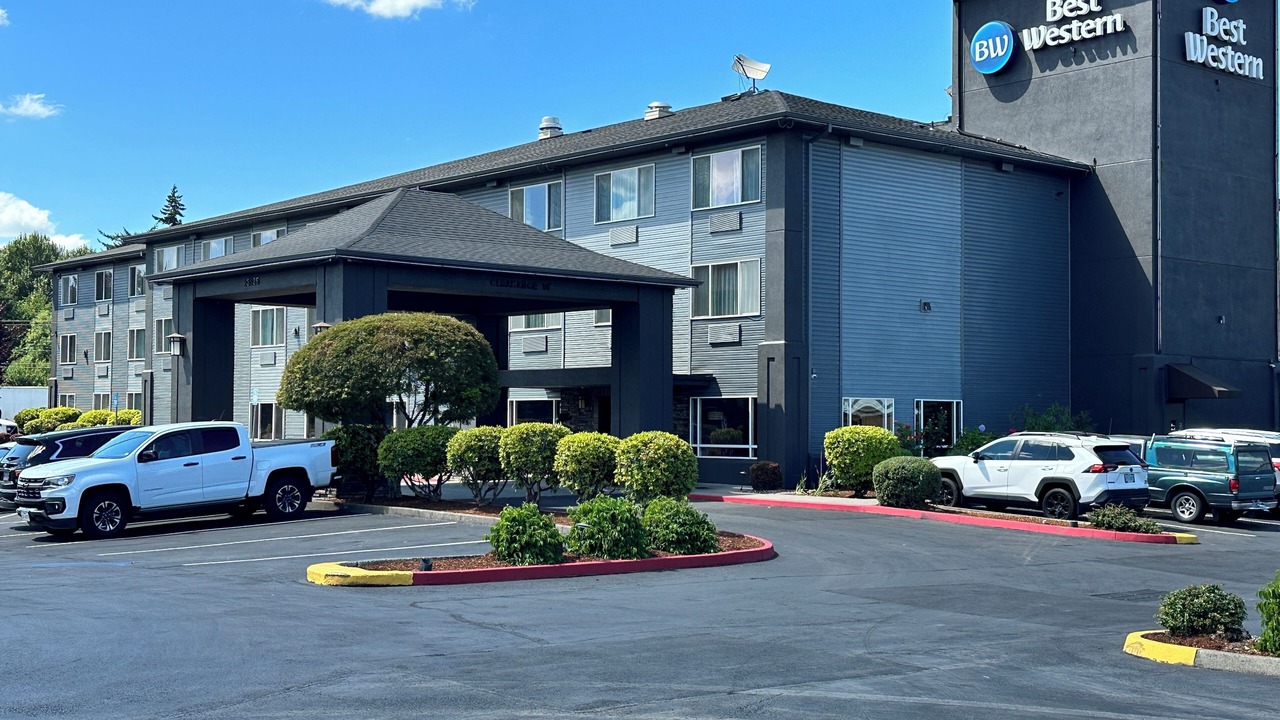 Photo of Outdoor in Wood Village