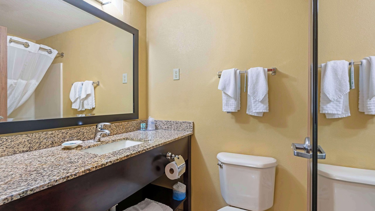 Photo of Others in Wood Village