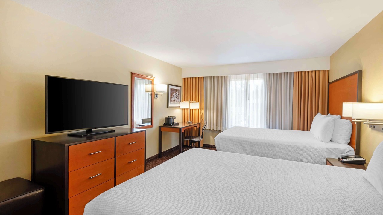 Photo of Others in Wood Village