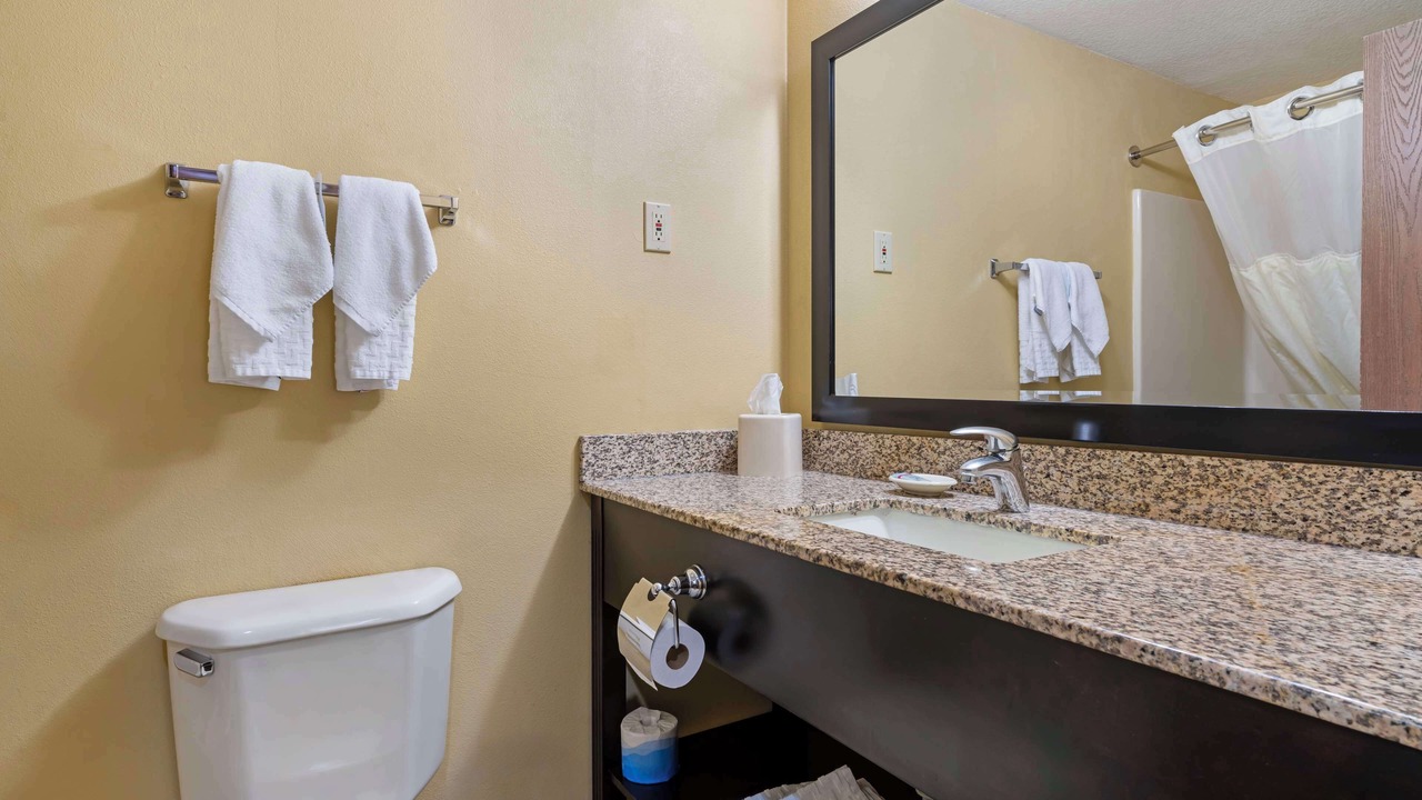 Photo of Others in Wood Village