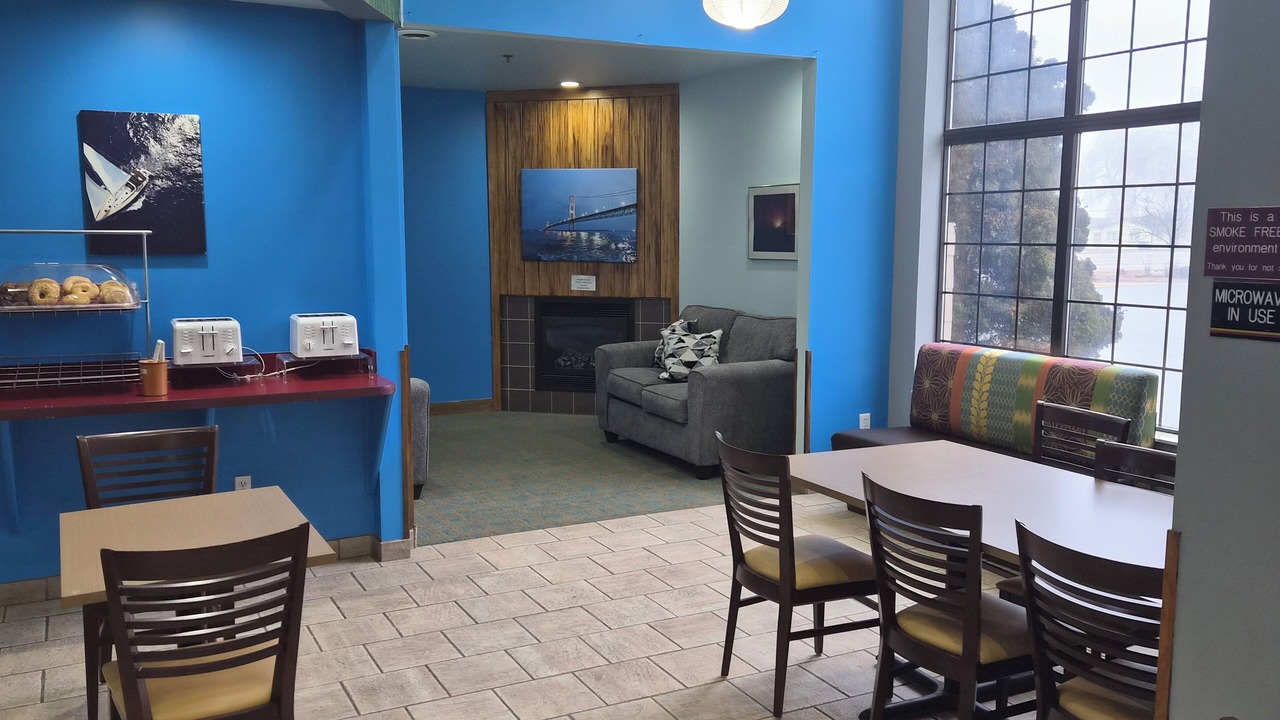 Photo of Livingroom in Tawas City