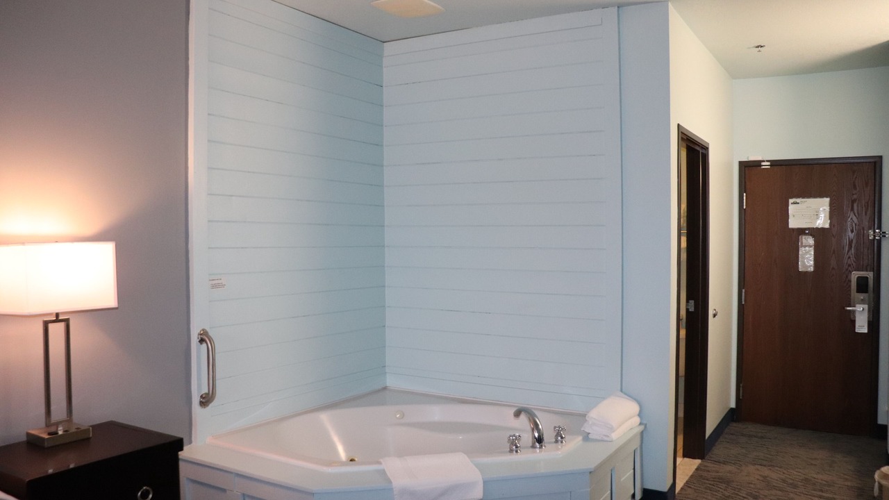 Photo of Bedroom in Tawas City