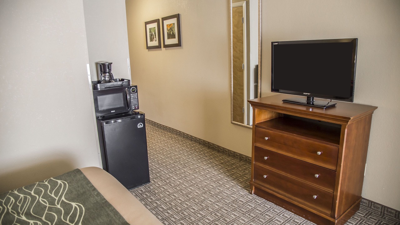 Photo of Bedroom in Derrick City