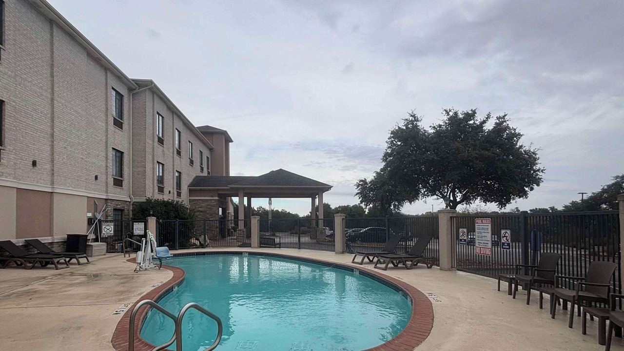 Photo of Outdoor in Burnet