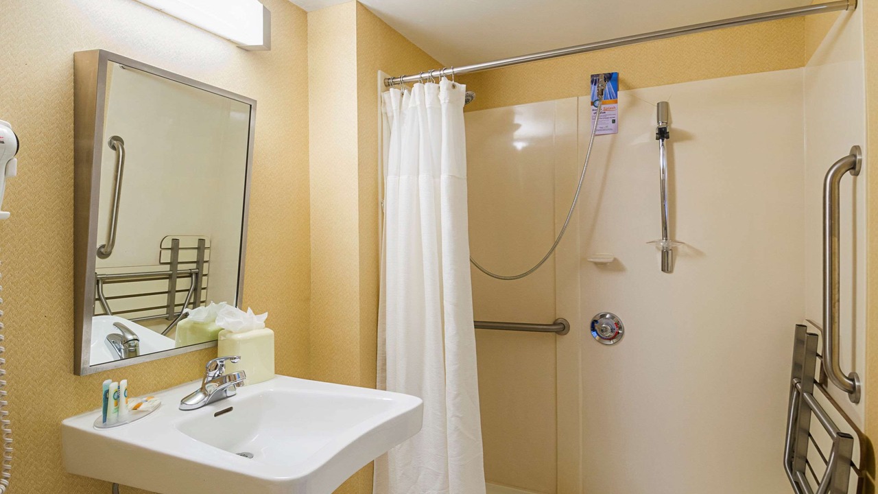 Photo of Bathroom in Revere