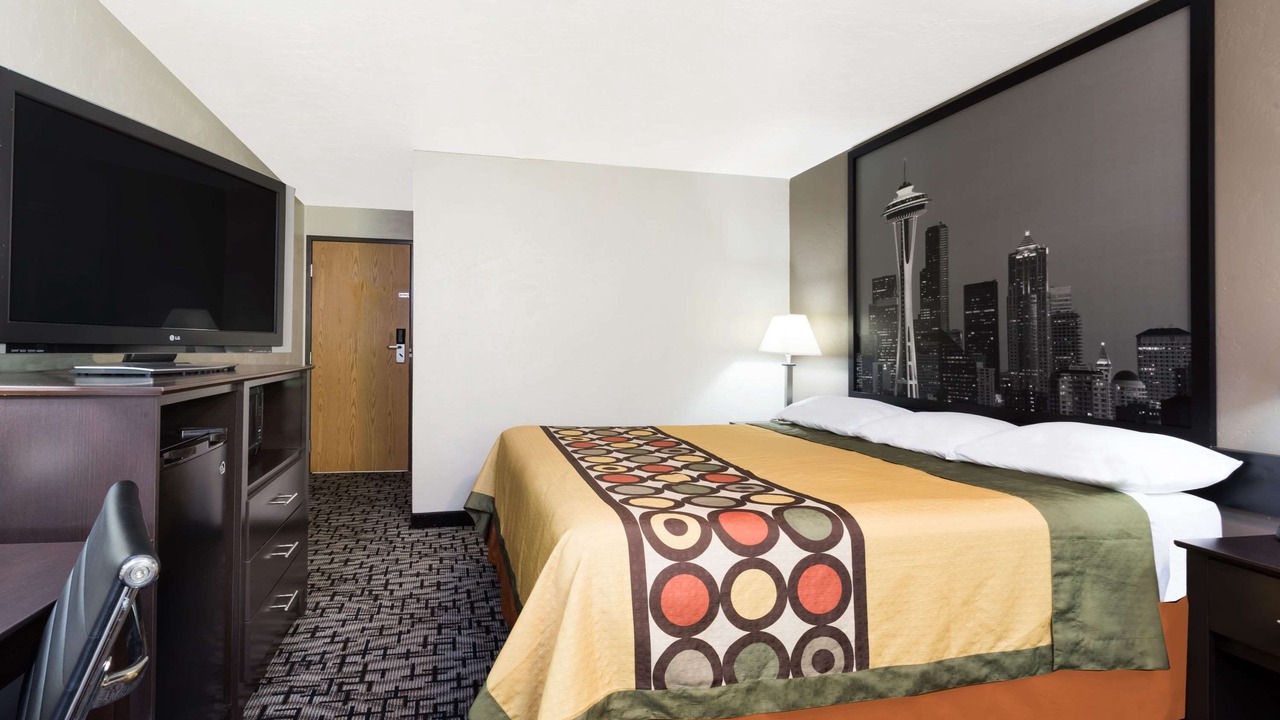 Photo of Bedroom in West Hills