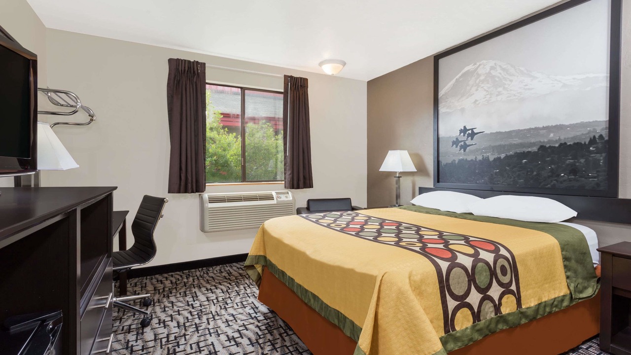 Photo of Bedroom in West Hills