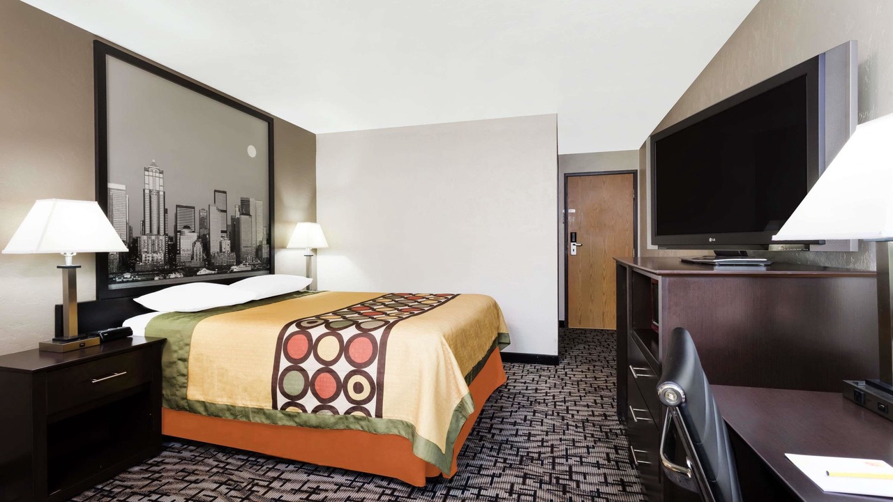 Photo of Bedroom in West Hills