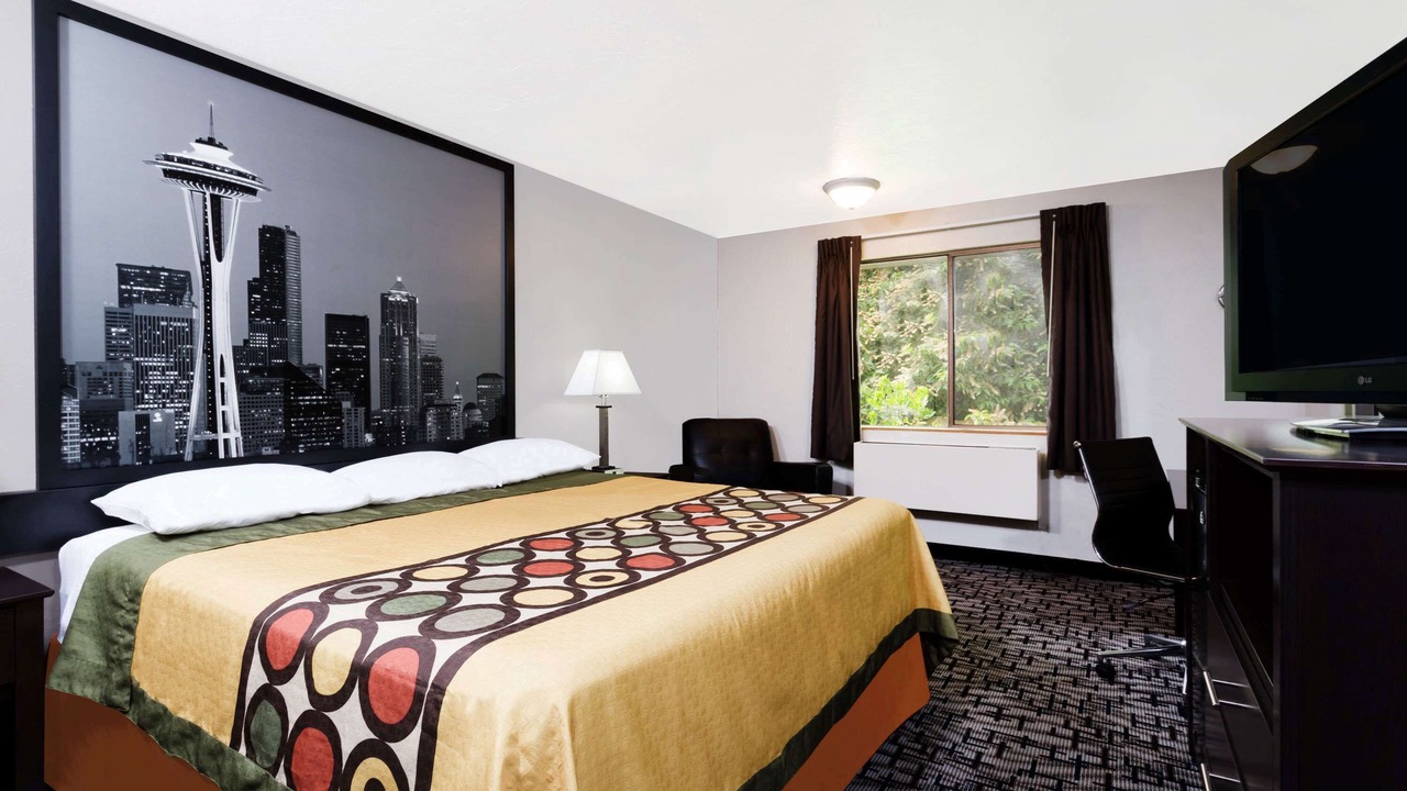 Photo of Bedroom in West Hills