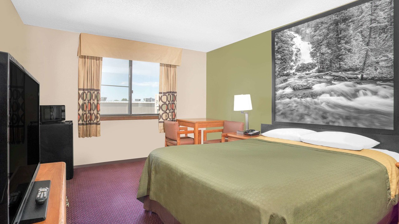 Photo of Bedroom in Riverton