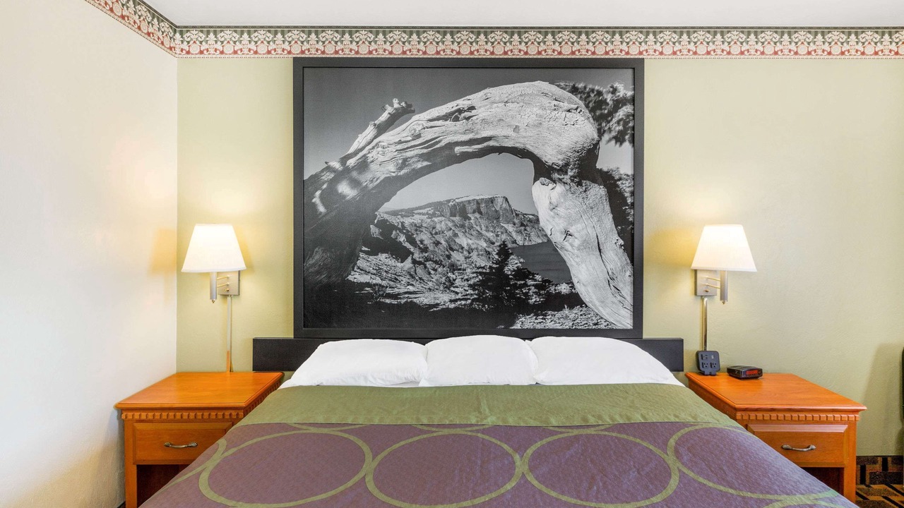 Photo of Others in Grants Pass