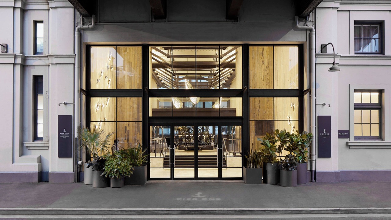 Photo of Others in Dawes Point