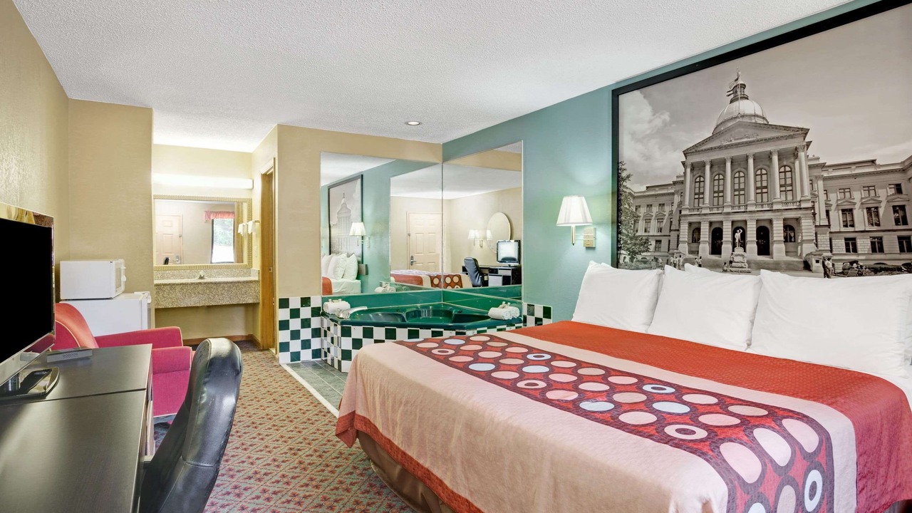 Photo of Bedroom in Forest Park