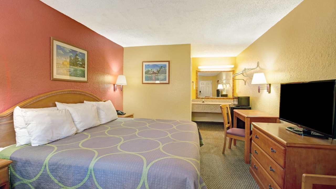 Photo of Bedroom in La Marque