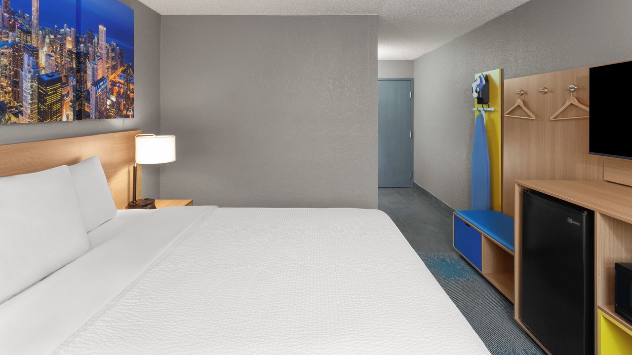 Photo of Bedroom in Waukegan