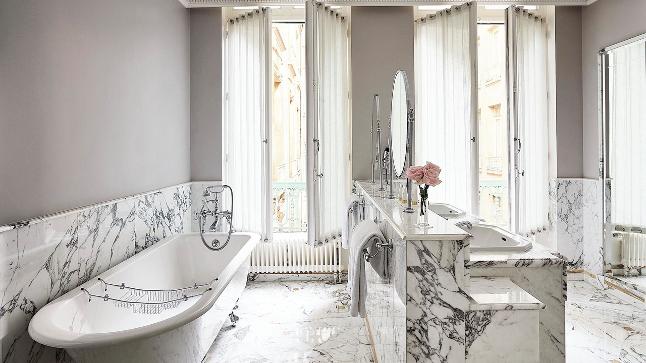 Photo of Bathroom in 1st Arrondissement