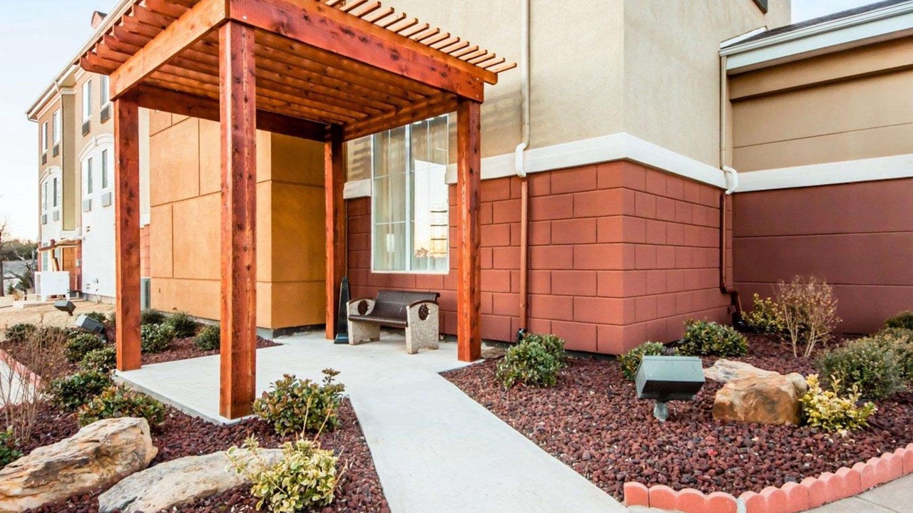 Photo of Outdoor in Guthrie