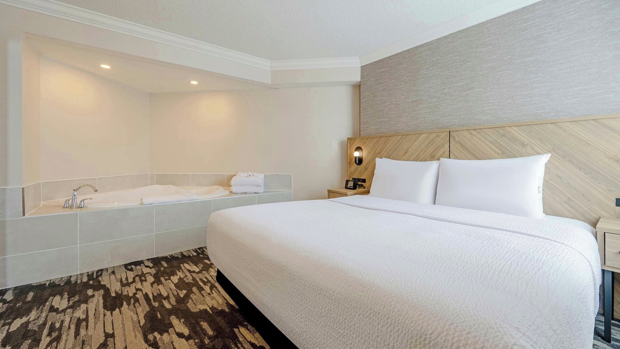 Photo of Bedroom in Northeast Mississauga
