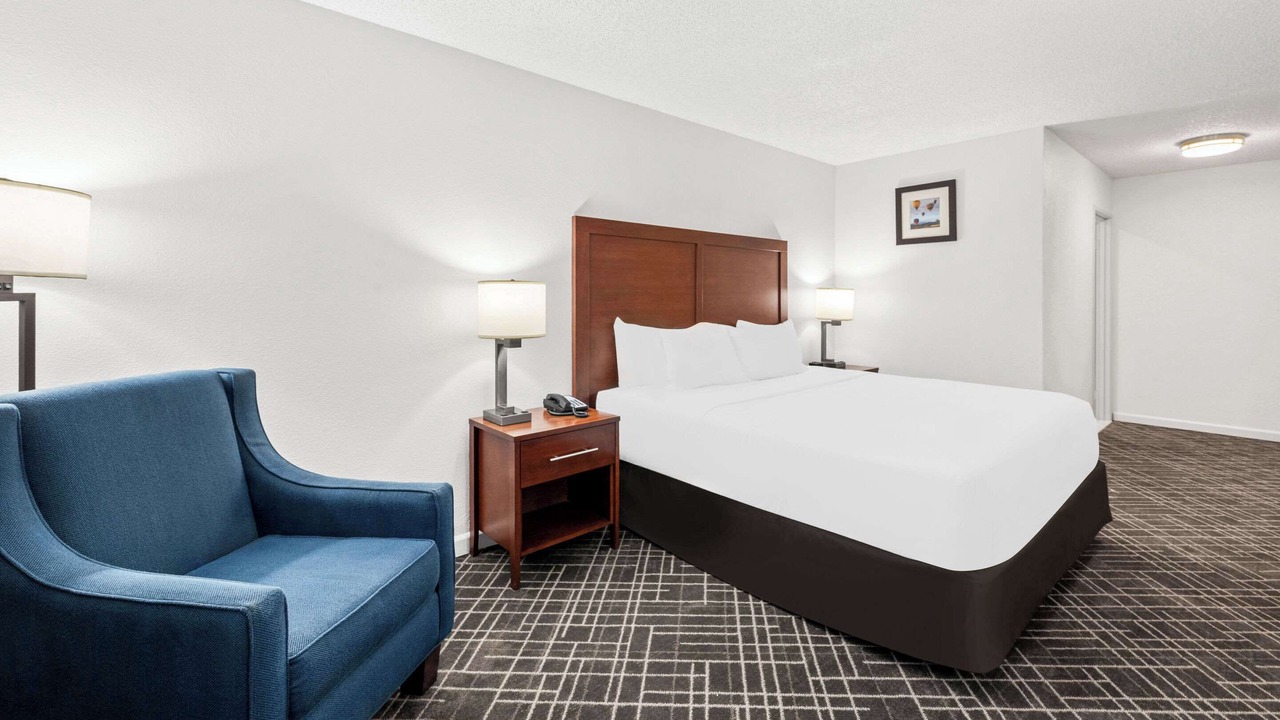 Photo of Bedroom in Yreka