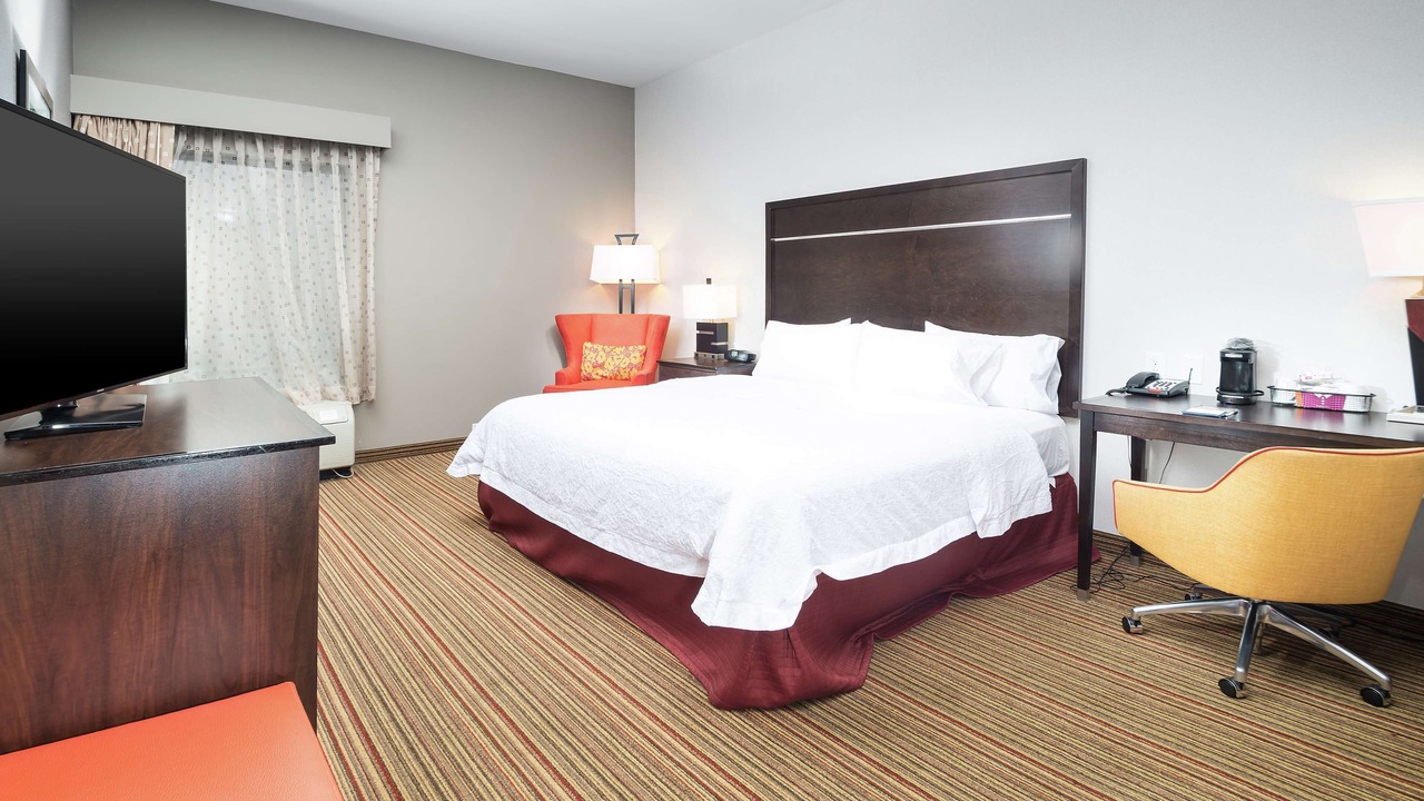 Photo of Bedroom in Broken Arrow