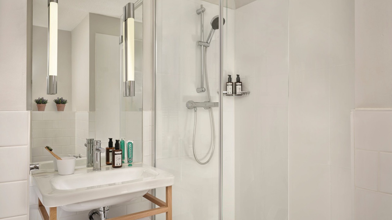 Photo of Others in Barbican