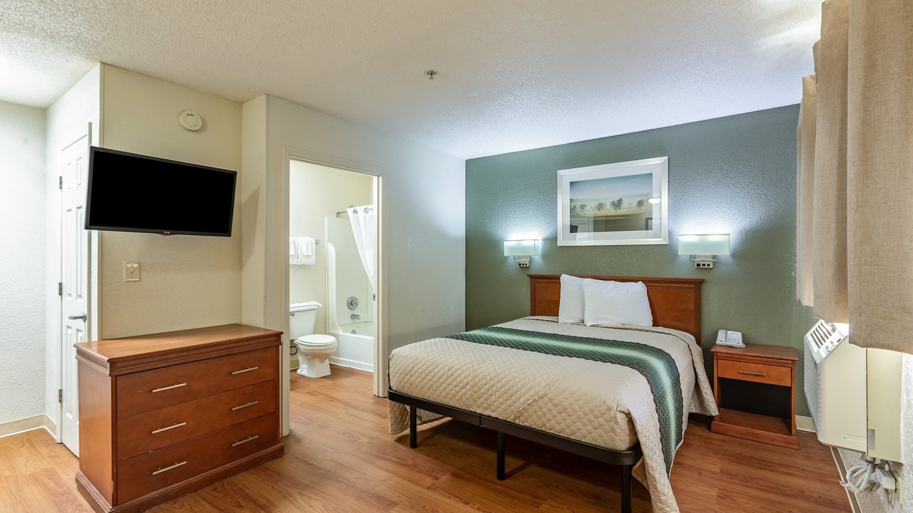 Photo of Bedroom in Chamblee