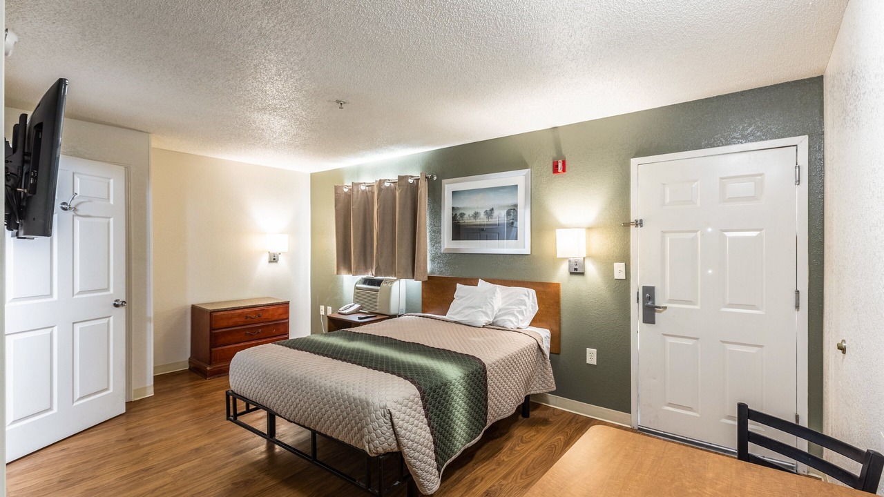 Photo of Bedroom in Chamblee