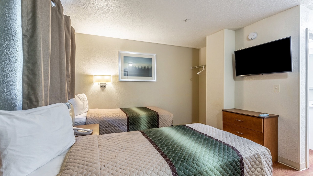 Photo of Bedroom in Chamblee