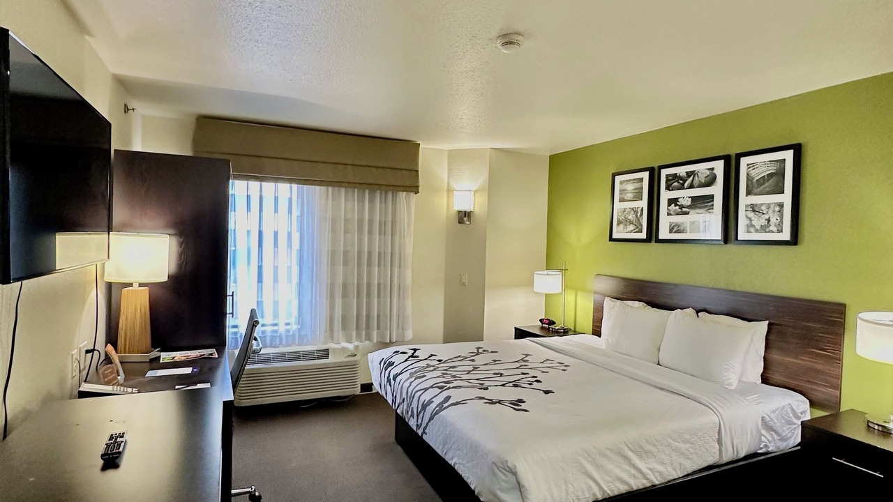 Photo of Bedroom in Tulsa